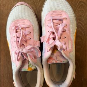 Puma Sz 8 sneakers
